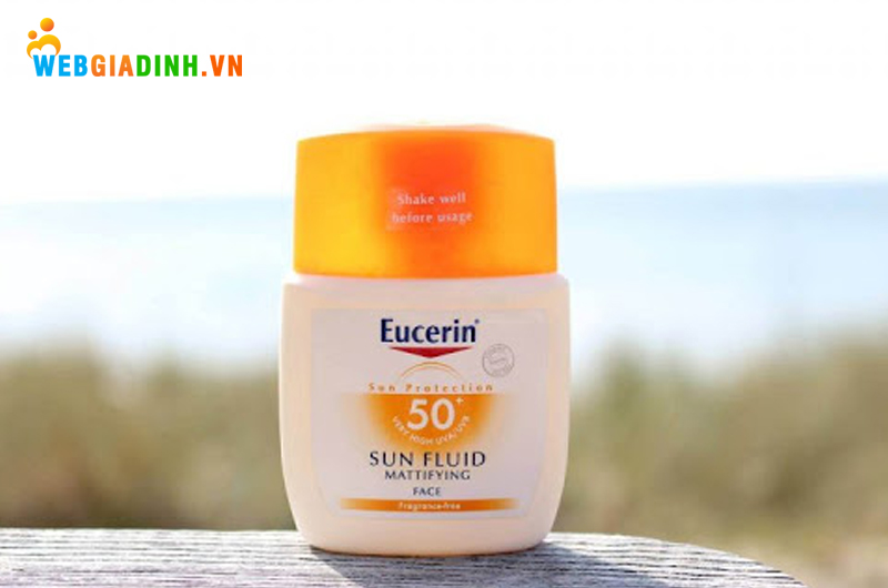 Kem chống nắng cho da dầu mụn Eucerin Sun Fluid Mattifying